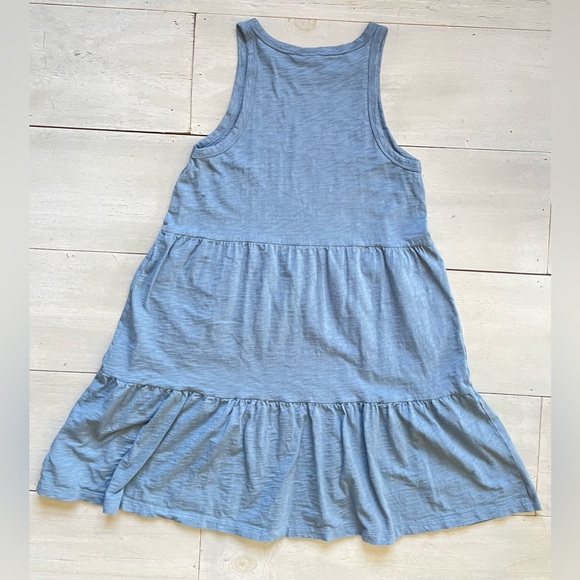 Gap sleeveless tiered dress - Picture 3 of 5